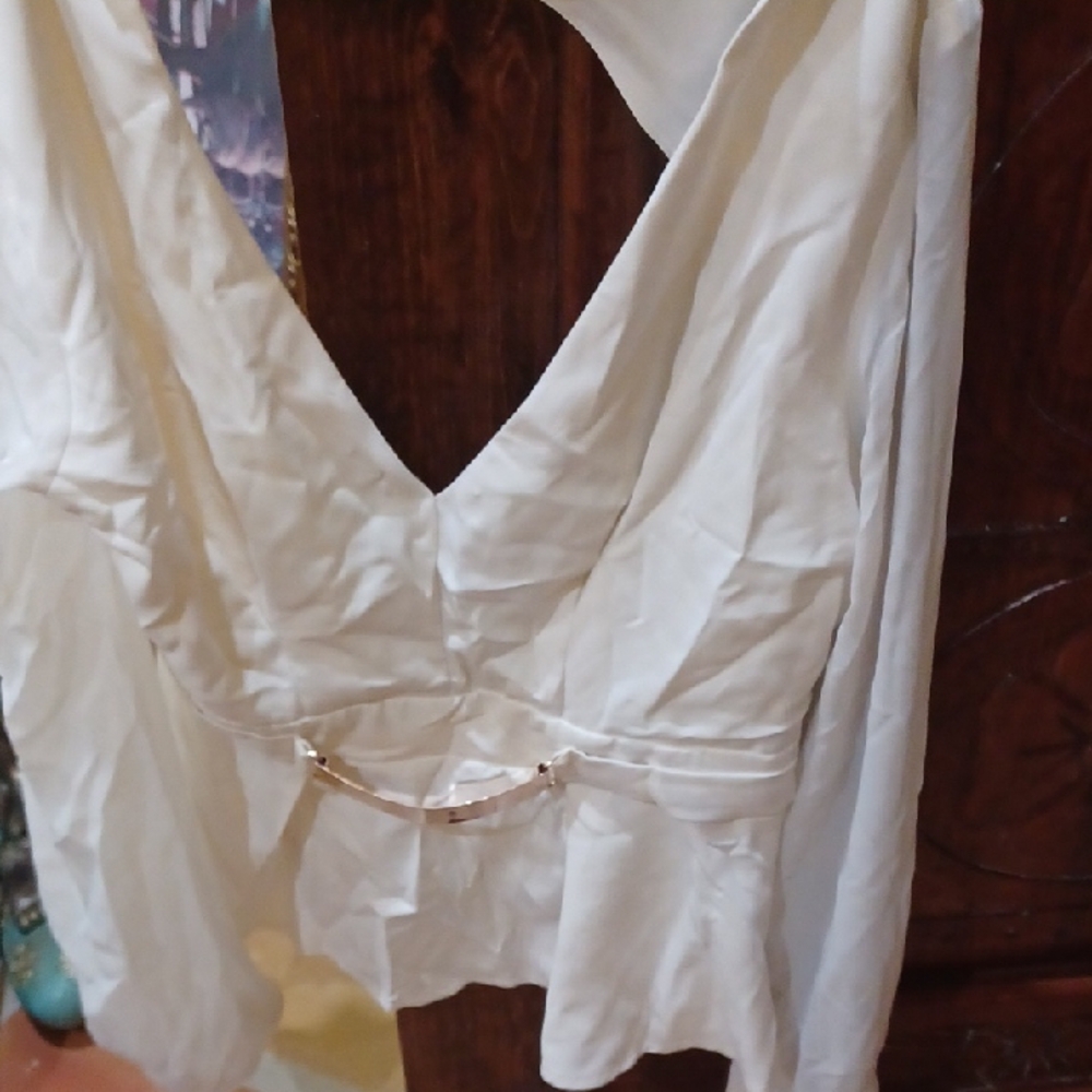 Elegant White V-Neck Blouse